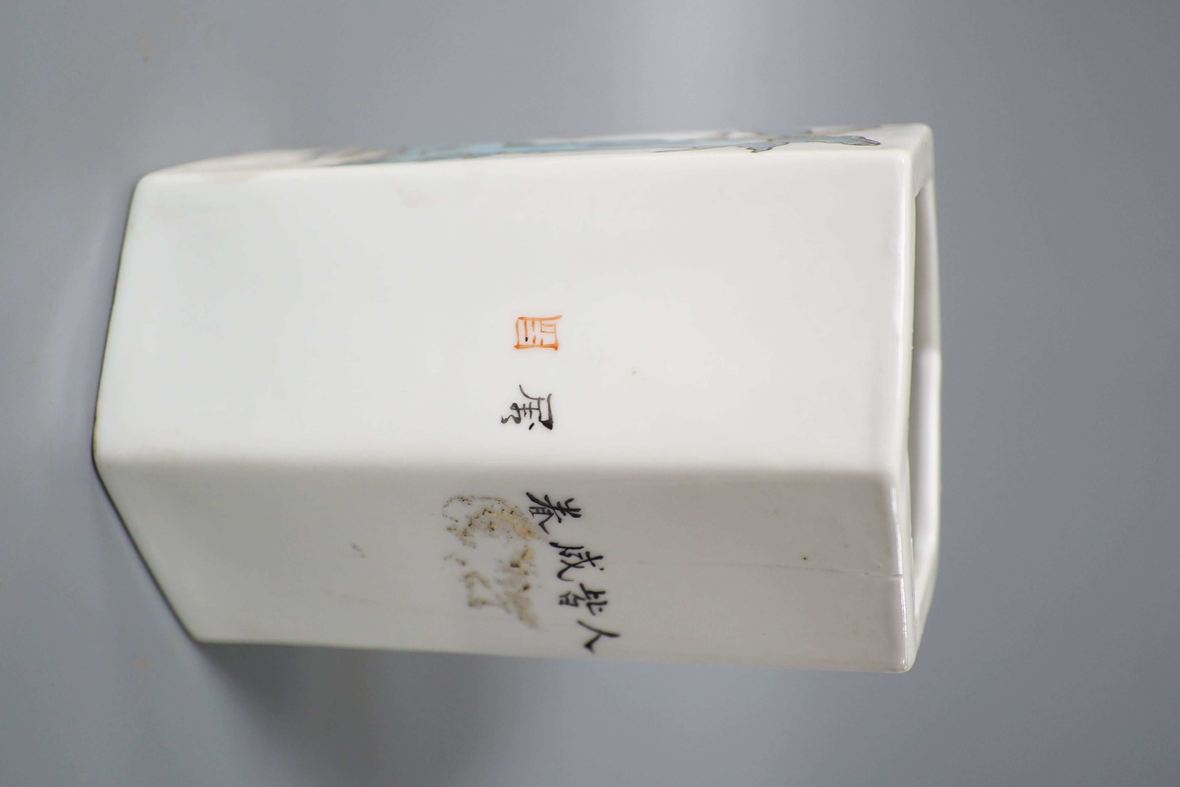 A Chinese famille rose brush pot together with other various oriental ceramics and figures (12)